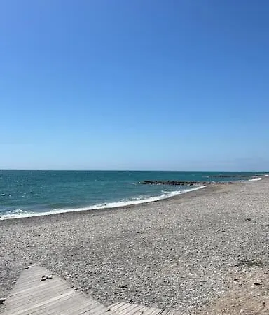 Διαμέρισμα Acogedor En La Playa Con Wifi Y Aacc *